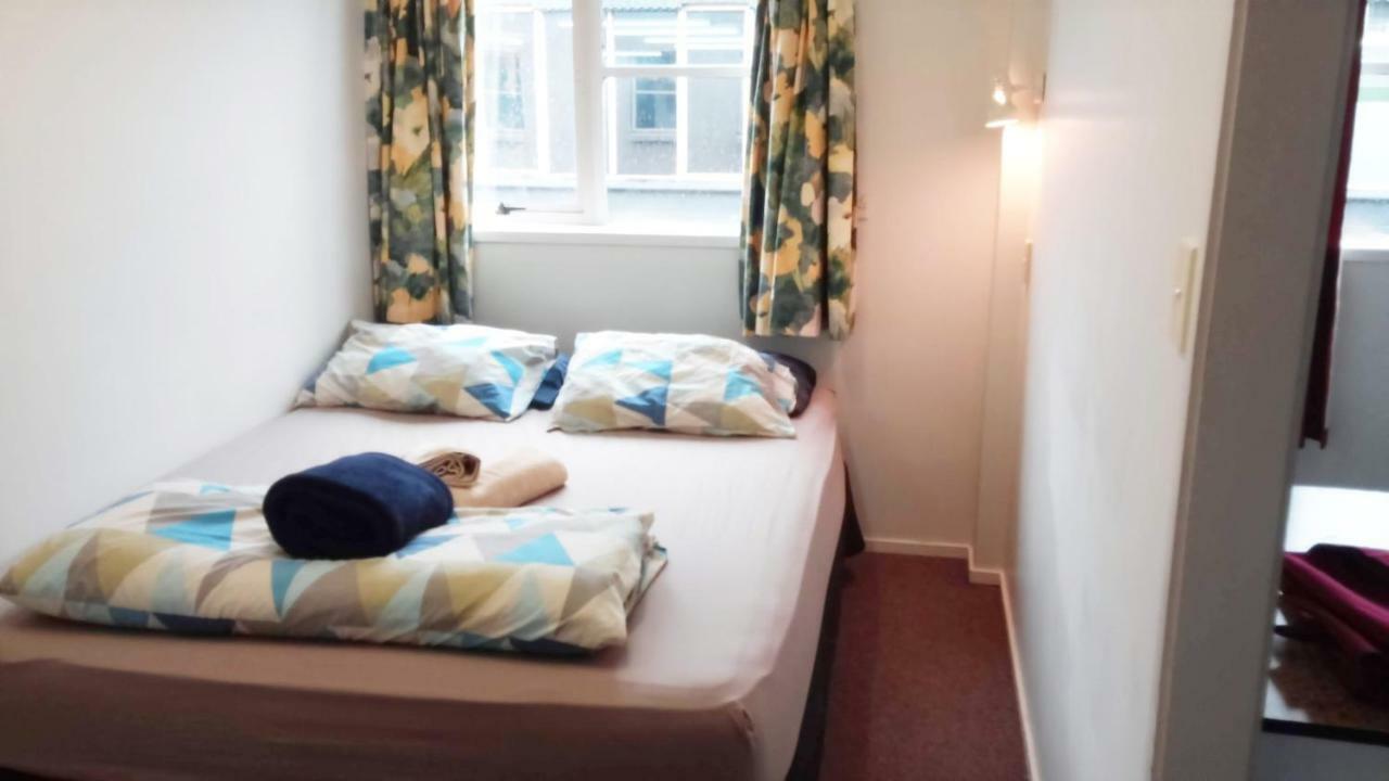 Backpackers Central Hamilton Ostello Esterno foto